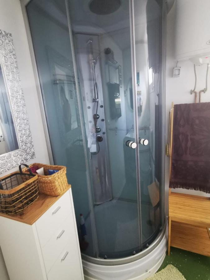 רוביני Studio Apartment Rosemary מראה חיצוני תמונה